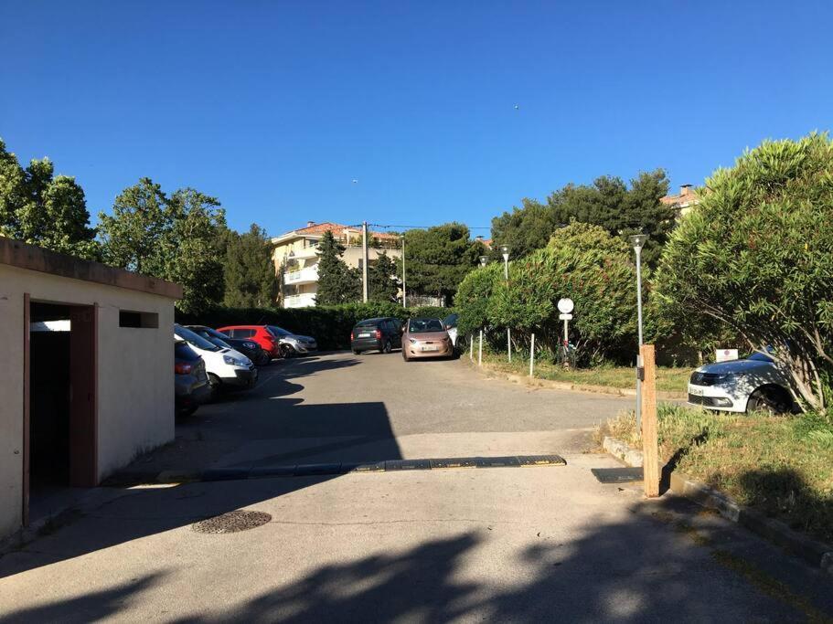 Flc - Vaste T3- 2 Bedrooms - Ascenseur-Parking -7 Guests Marseille Exterior photo